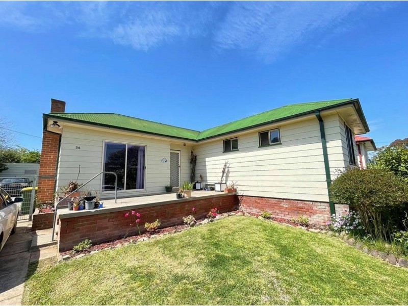 34 Churchill Street, Goulburn NSW 2580