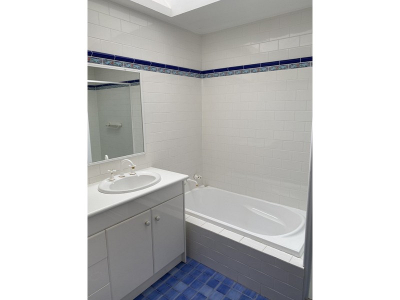 2/4 Short Street, Bowral NSW 2576