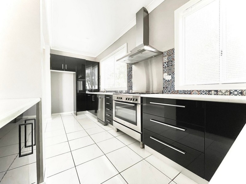 33 Brayton Road, Marulan NSW 2579