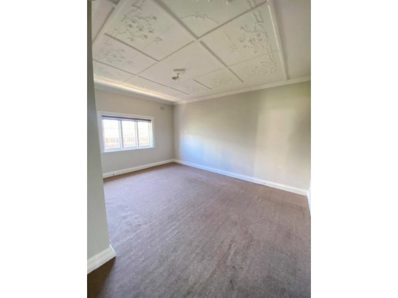 64 Wayo Street, Goulburn NSW 2580