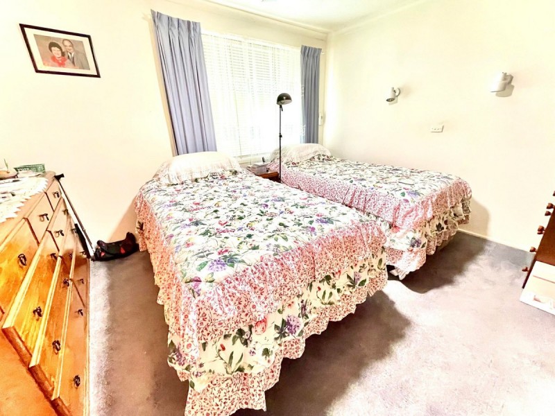 6 Bradford Drive, Goulburn NSW 2580