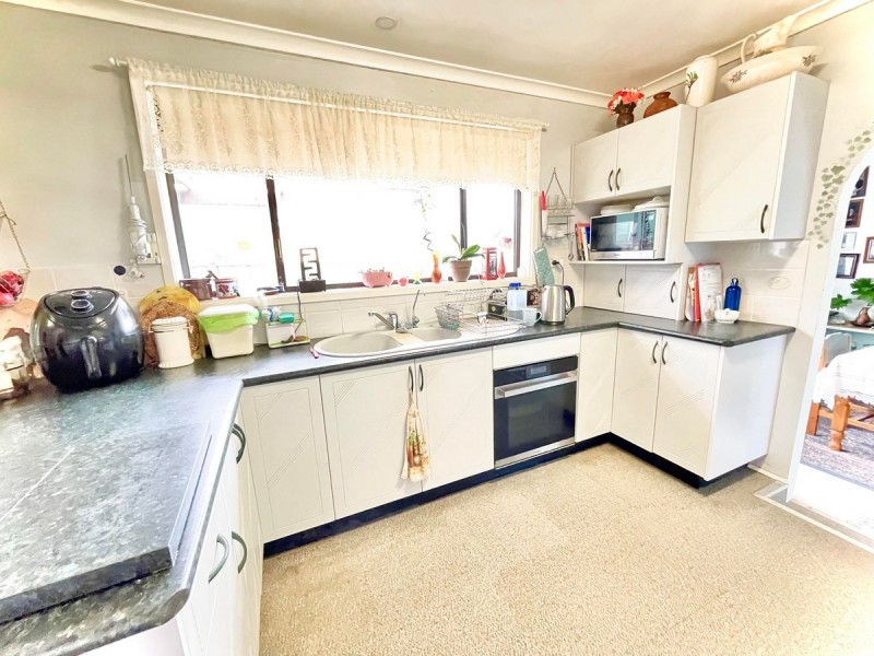 6 Bradford Drive, Goulburn NSW 2580