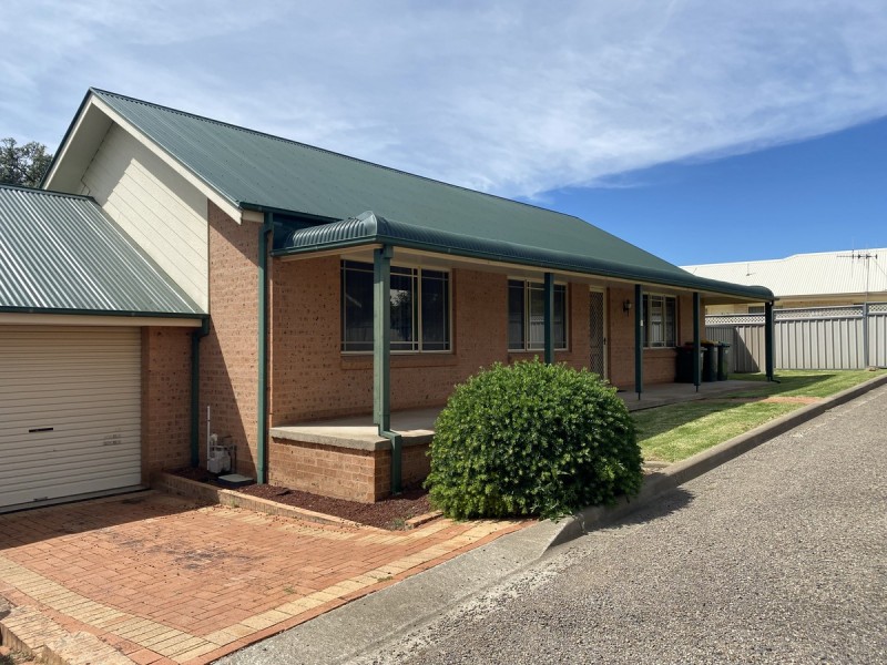 4/90 Mundy Street, Goulburn NSW 2580