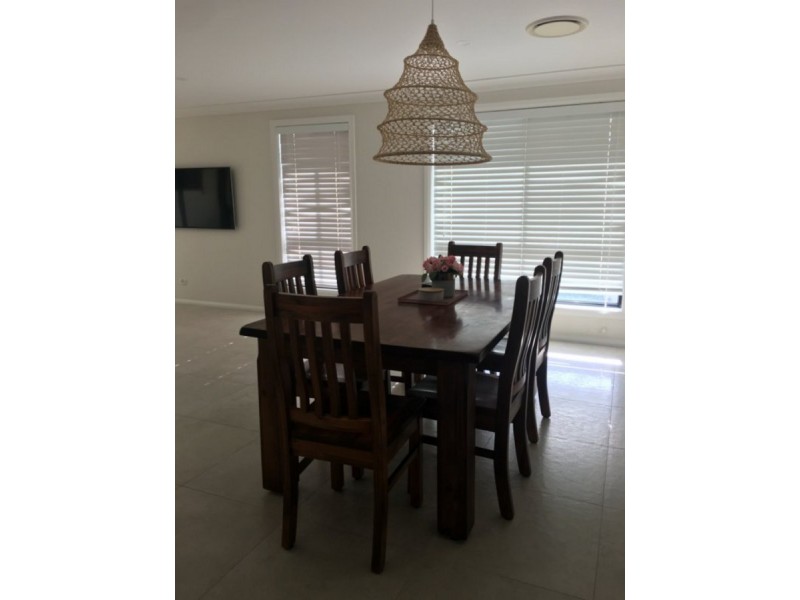 19 Swan Loop, Goulburn NSW 2580