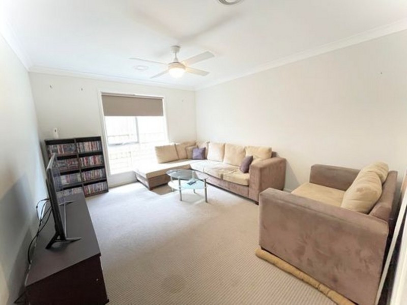 8 Lovet Street, Goulburn NSW 2580