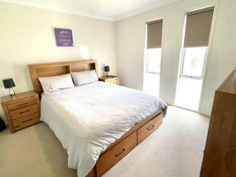 8 Lovet Street, Goulburn NSW 2580