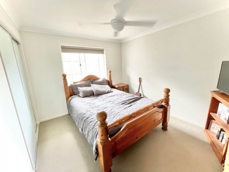 8 Lovet Street, Goulburn NSW 2580
