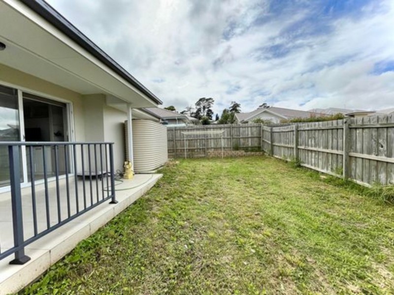 8 Lovet Street, Goulburn NSW 2580