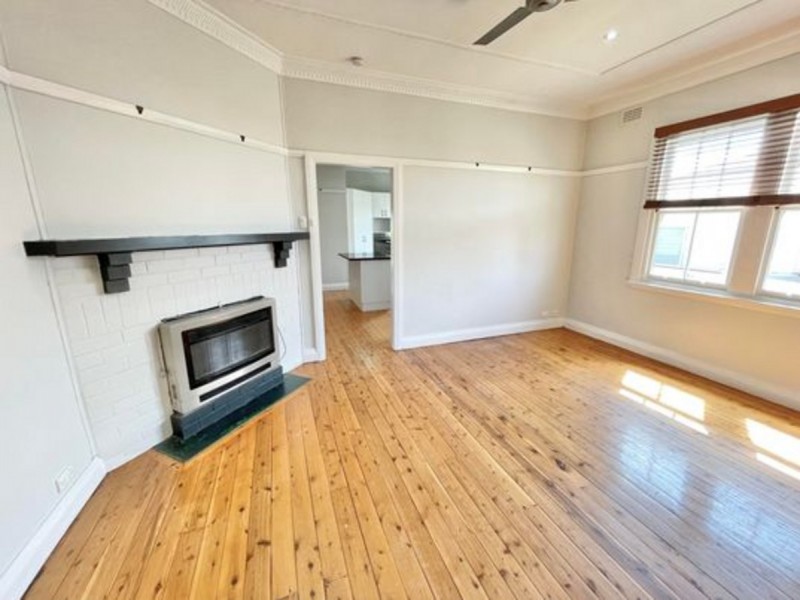 19 Evans Street, Goulburn NSW 2580