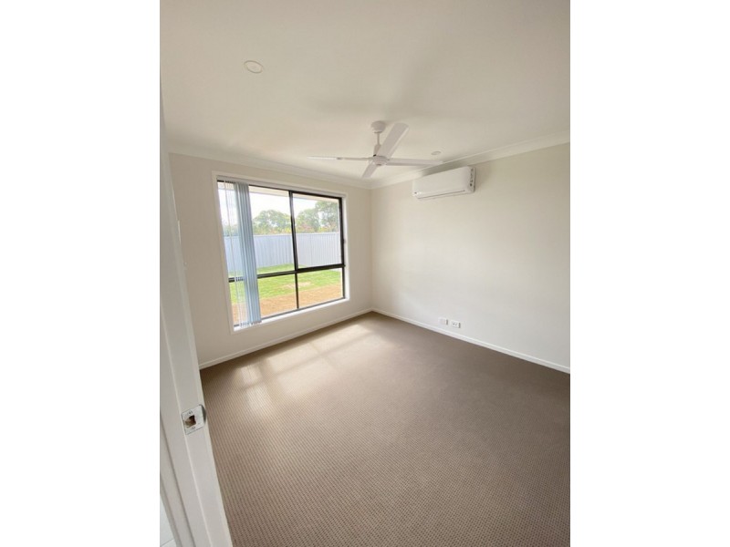 26a Aston Martin Drive, Goulburn NSW 2580
