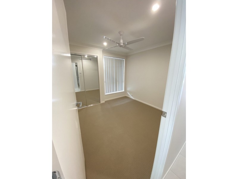 26a Aston Martin Drive, Goulburn NSW 2580