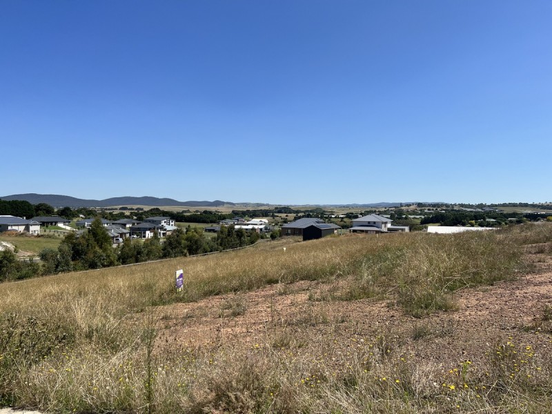 5 Snowgums Drive, Goulburn NSW 2580