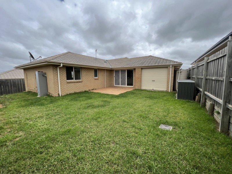 14 Stombuco Place, Goulburn NSW 2580
