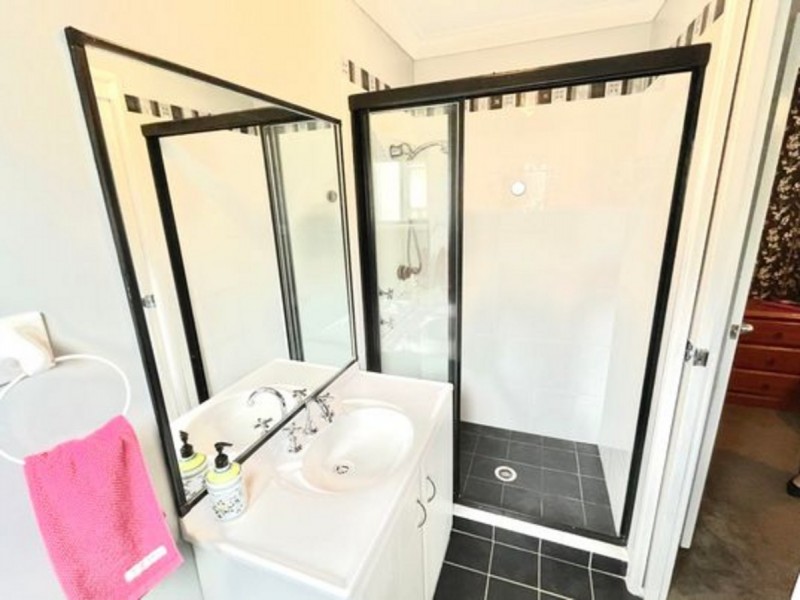 25 McGuire Drive, Goulburn NSW 2580