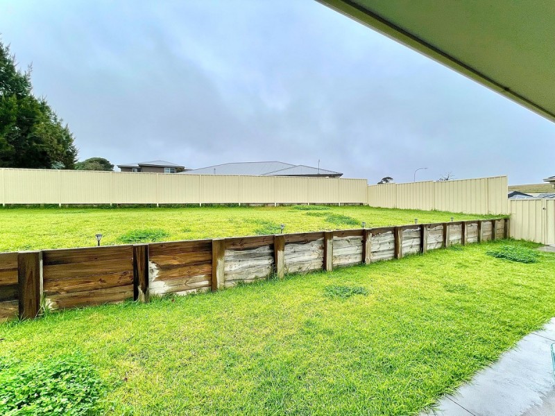 5 Swan Loop, Goulburn NSW 2580