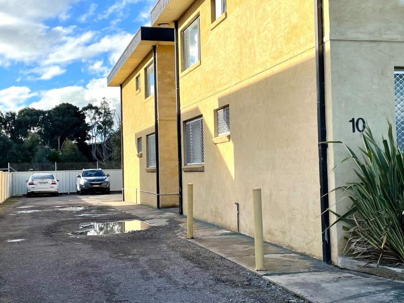 3/10 Albion Street, Goulburn NSW 2580