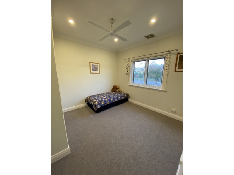 18 Opal Street, Goulburn NSW 2580