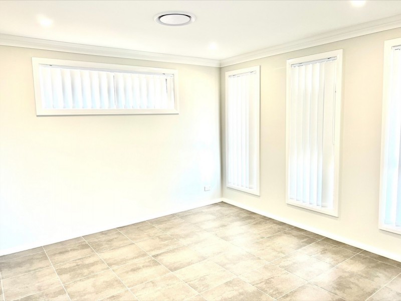 43 Matchless Avenue, Goulburn NSW 2580