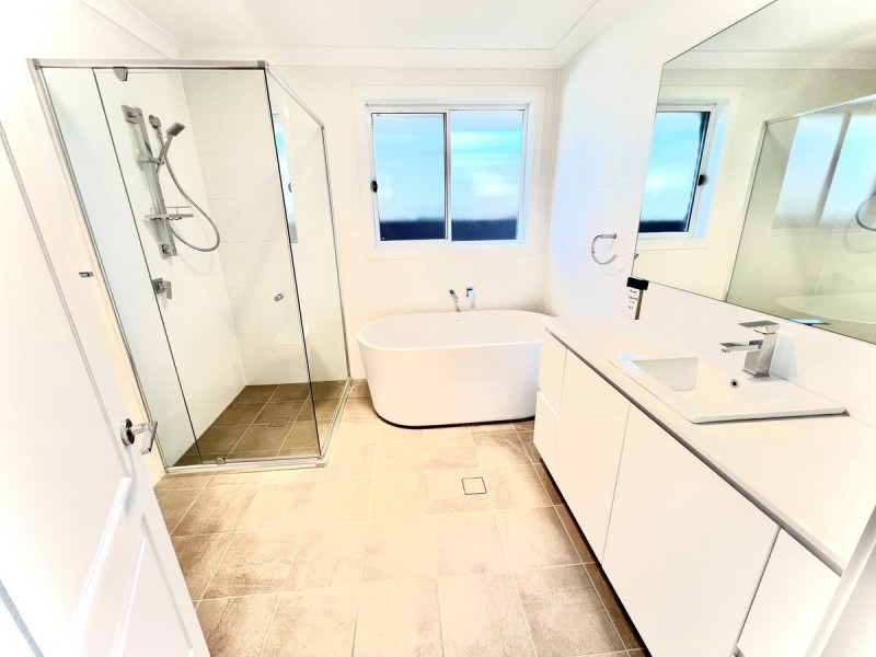 43 Matchless Avenue, Goulburn NSW 2580