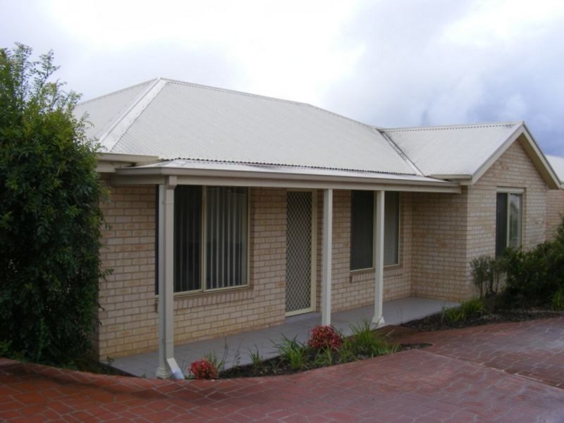 2/19 Faithfull Street, Goulburn NSW 2580