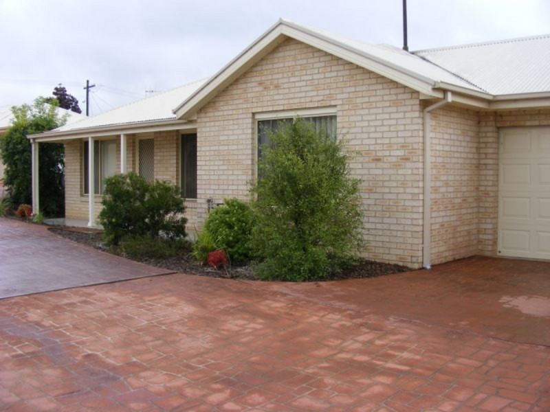 2/19 Faithfull Street, Goulburn NSW 2580