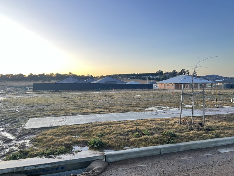 38 Bonneville Boulevarde, Goulburn NSW 2580