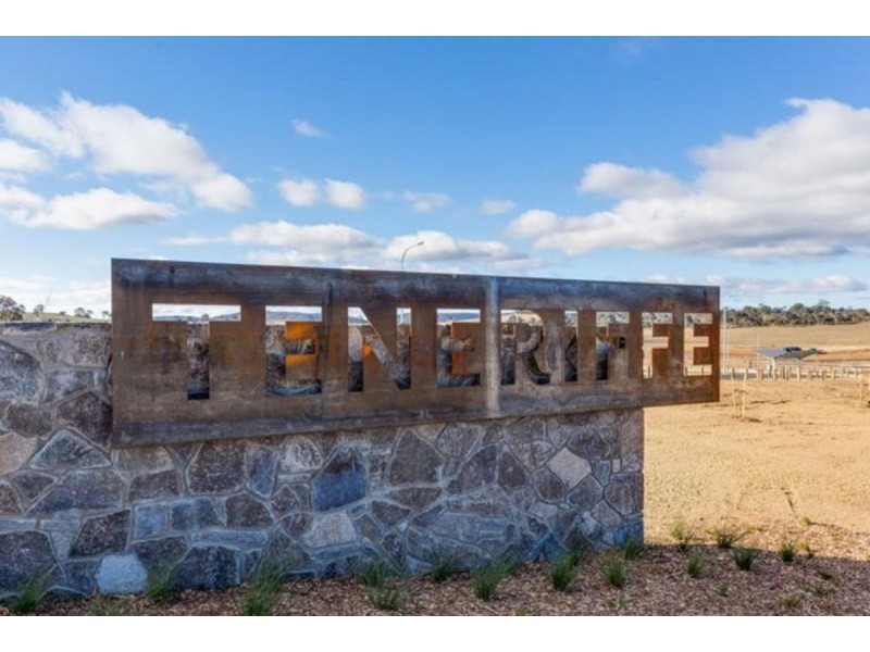 36 Bonneville Boulevarde, Goulburn NSW 2580