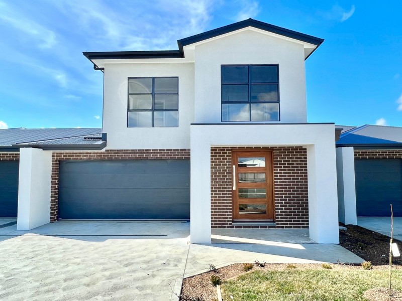 27 Quiberon Way, Goulburn NSW 2580