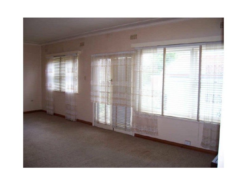 204 Cowper Street, Goulburn NSW 2580