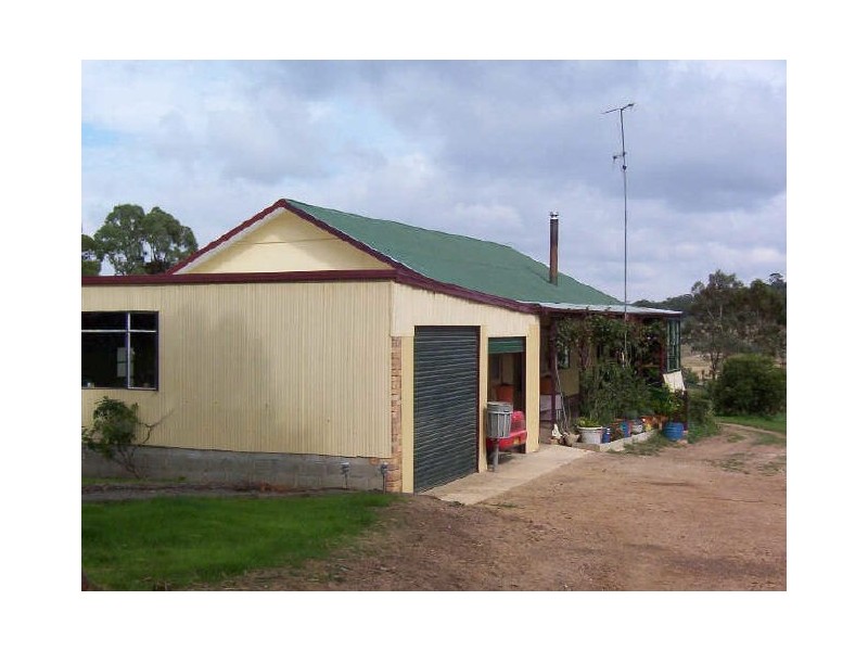 141A Bungonia Road ‘Lucky Stone", Goulburn NSW 2580