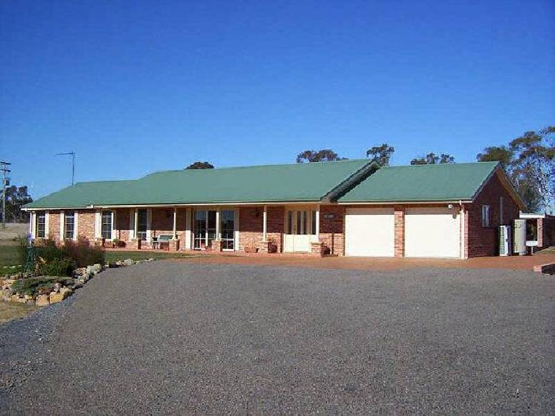 105 Oak Valley Road, Marulan NSW 2579