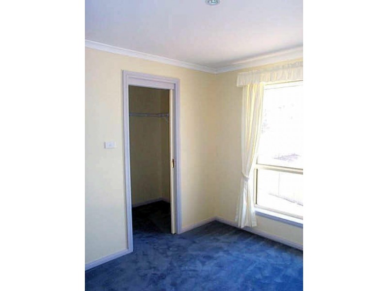 22 Ivy Lea Place, Goulburn NSW 2580