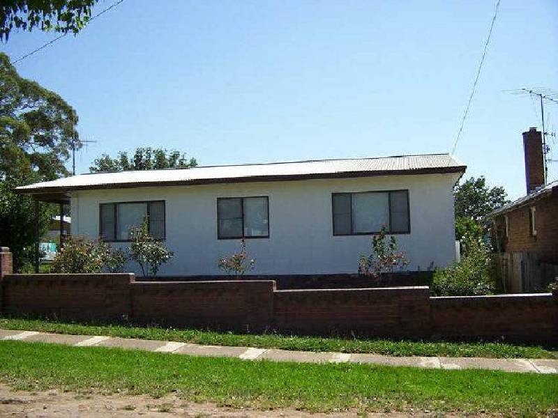 11 Mundy Street, Goulburn NSW 2580