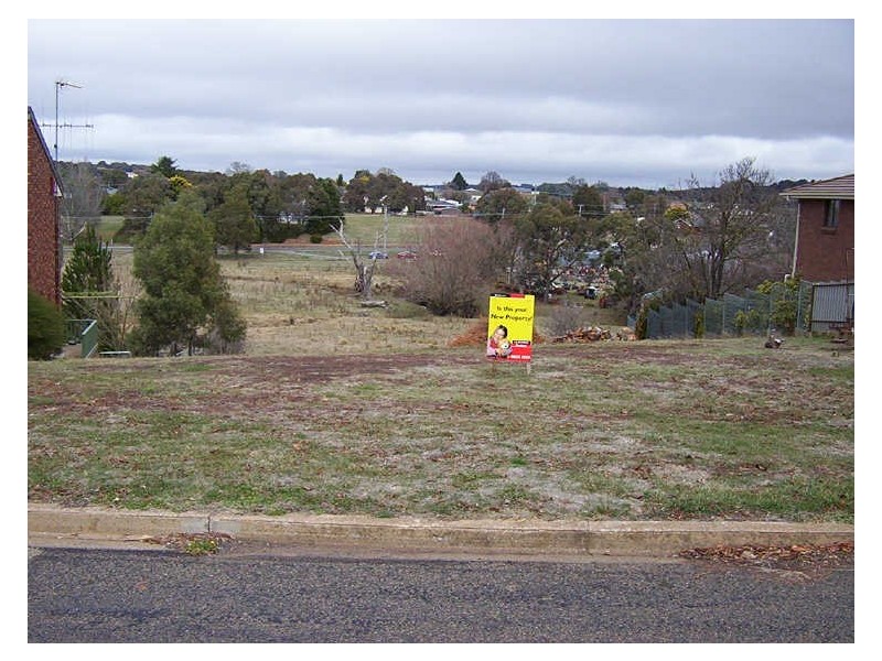 43 Hall Crescent, Crookwell NSW 2583