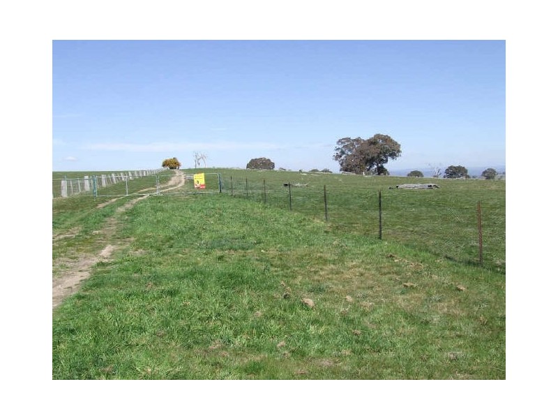 573 Bevendale Road, Crookwell NSW 2583