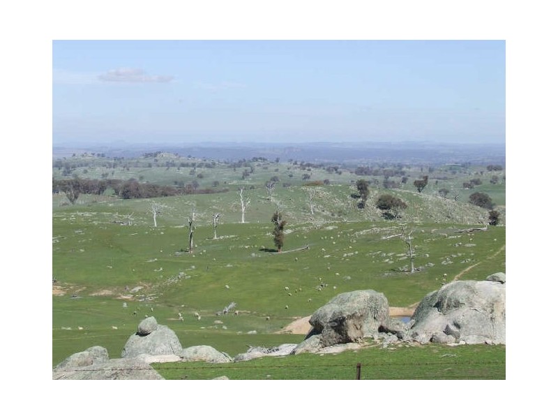573 Bevendale Road, Crookwell NSW 2583