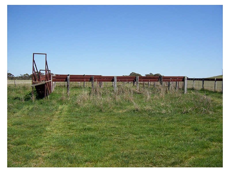 Sapphire Road, Crookwell NSW 2583