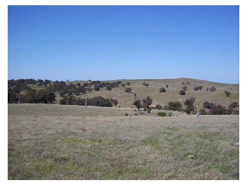 Sapphire Road, Crookwell NSW 2583