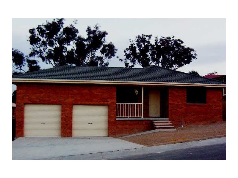 13 Ivy Lea Place, Goulburn NSW 2580