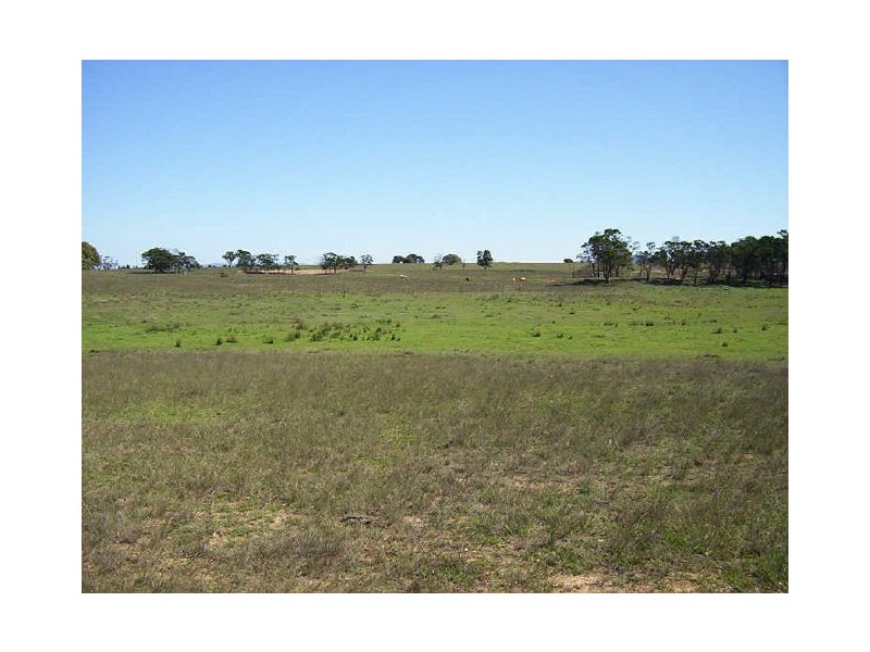 2403 Lumley Road, Lake Bathurst NSW 2580