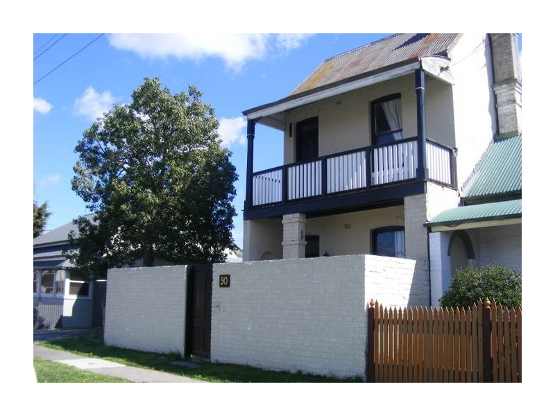 90 Lagoon Street, Goulburn NSW 2580