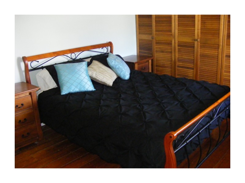 90 Lagoon Street, Goulburn NSW 2580