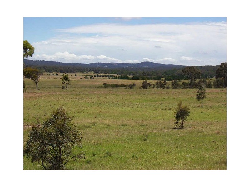 1198 Cullulla Road ‘Happy Hills’, Tarago NSW 2580