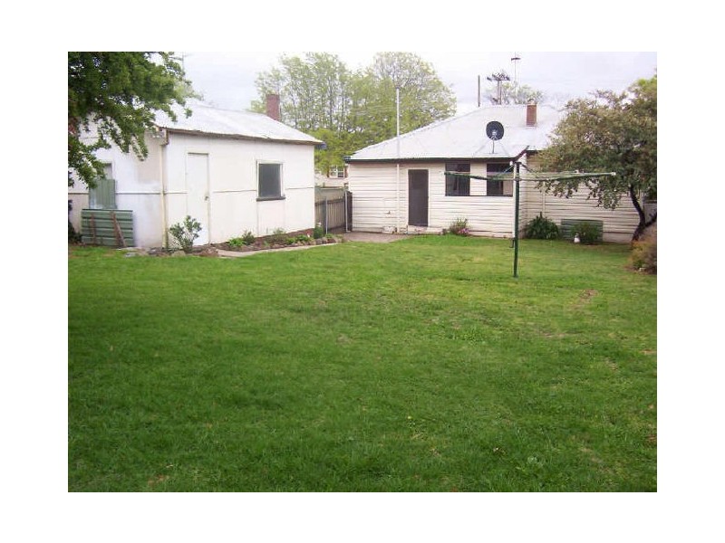 166 Nicholson Street, Goulburn NSW 2580