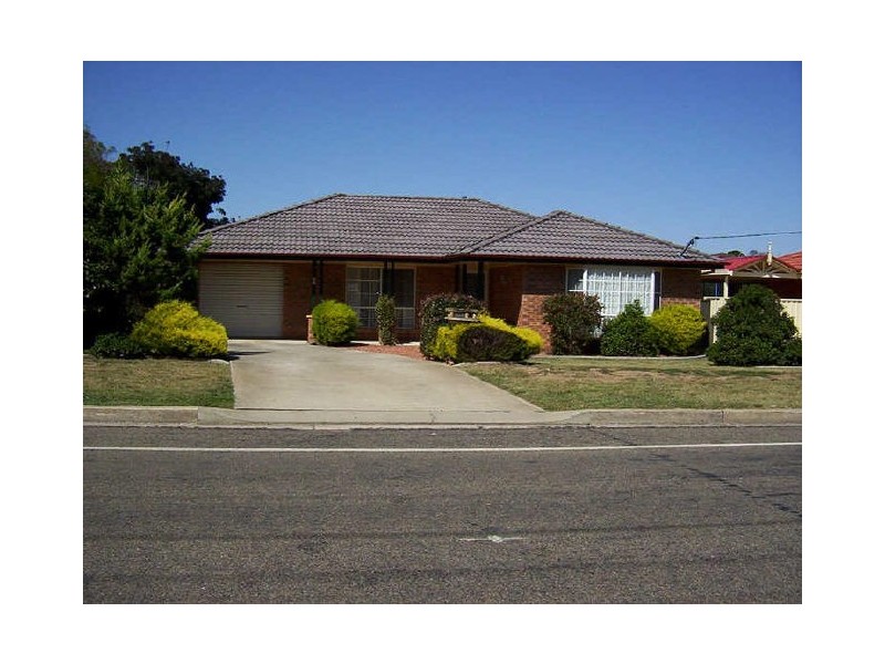 31 Dalley Street, Goulburn NSW 2580