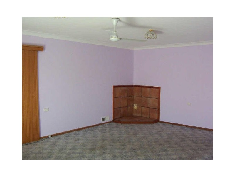 13 Nichols Street, Goulburn NSW 2580