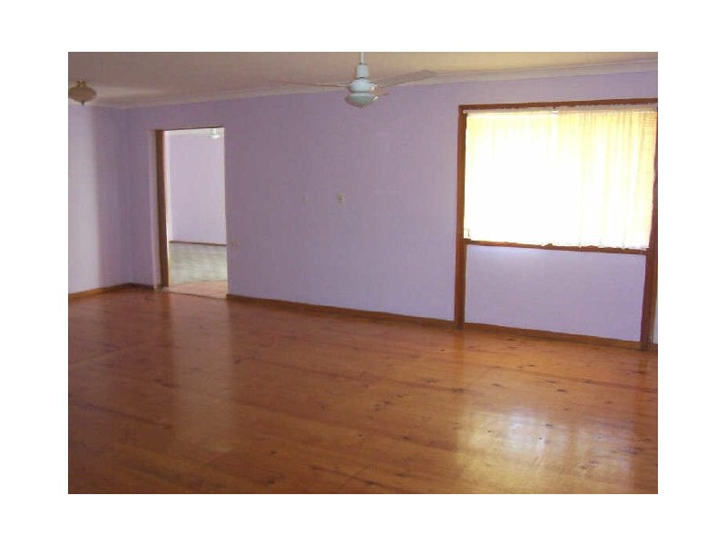 13 Nichols Street, Goulburn NSW 2580