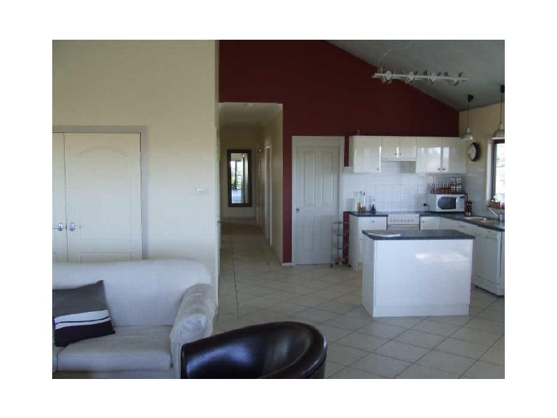 96 Chisholm Street, Taralga NSW 2580