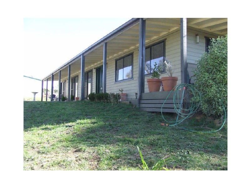 96 Chisholm Street, Taralga NSW 2580