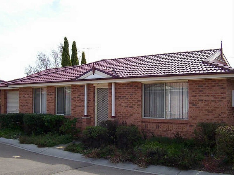 15/28 Lagoon Street, Goulburn NSW 2580